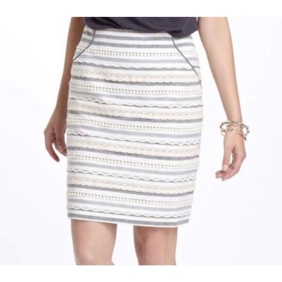 Tabitha Anthropologie Ivory Gray Striped Mini Skirt Pockets Lace Trim Size 4 - Picture 1 of 10